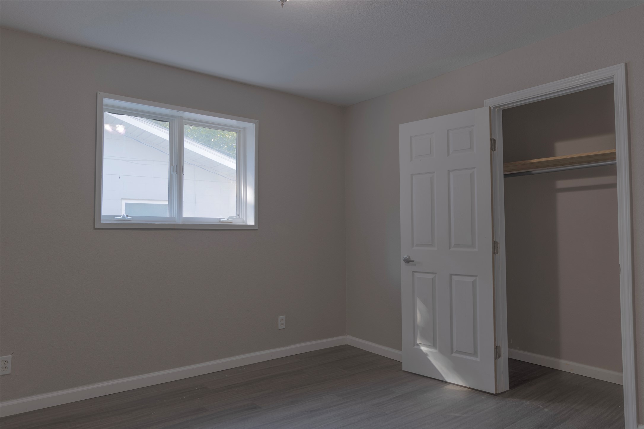 120 Erskine Ferry Road Seguin, TX 78155 - Photo 11 of 26 an empty room with windows