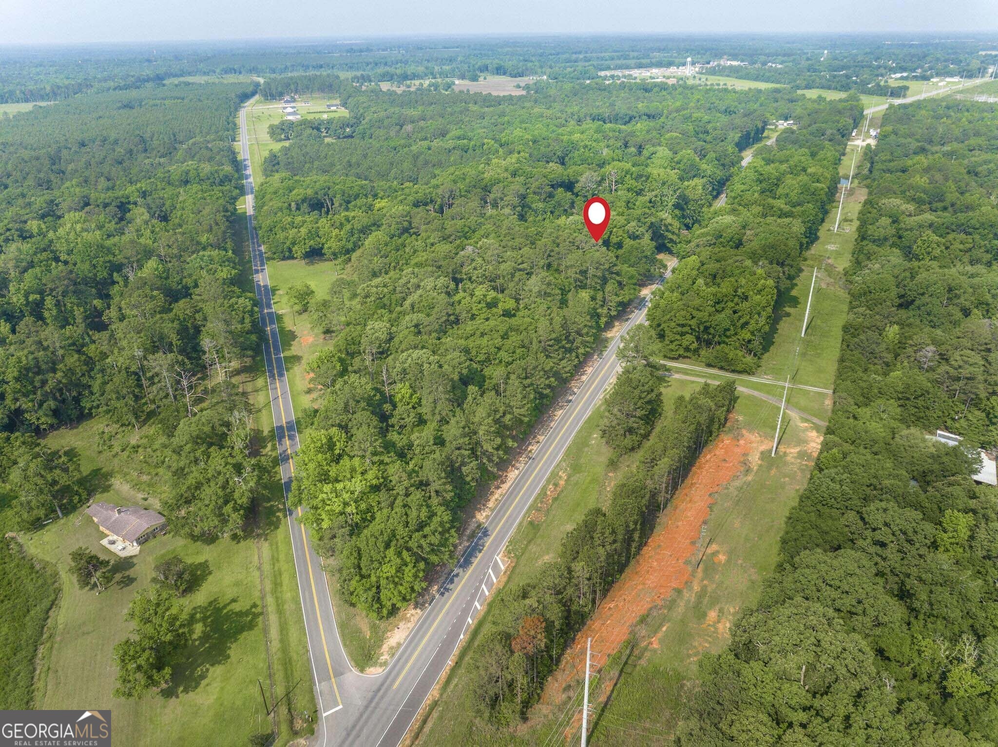 3222 Highway 80 Dublin, GA 31021 - Photo 4 of 49 a view of a city from a balcony