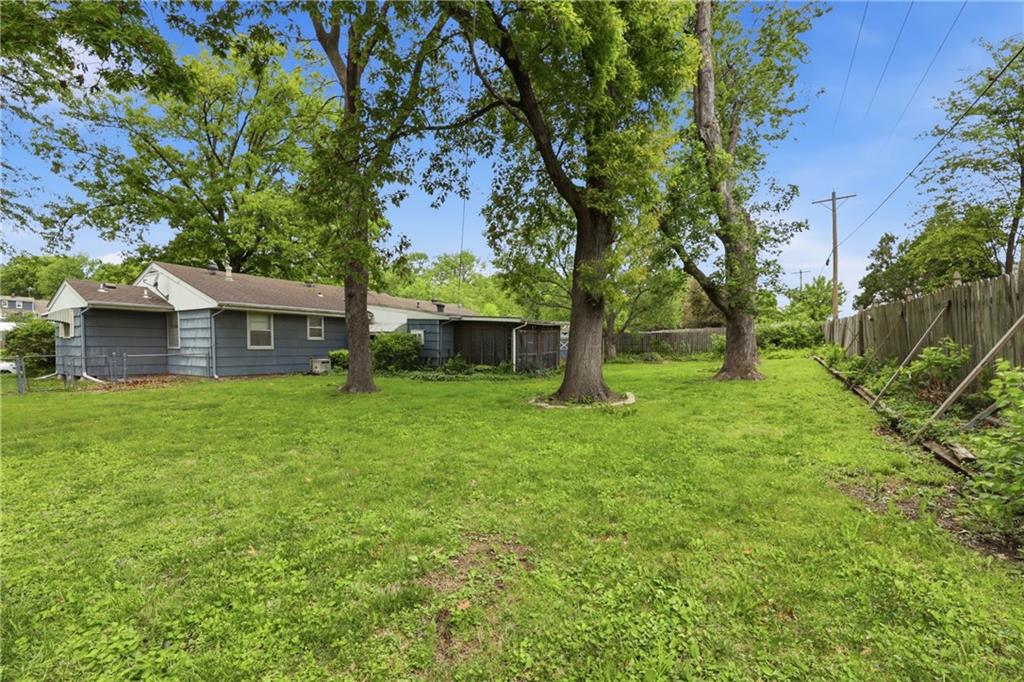2419 South Ellison Way Independence, MO 64055 - Photo 27 of 28