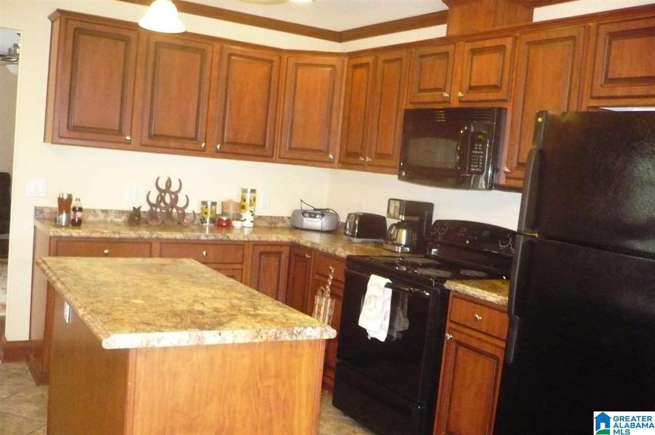 1774 Val Green Way Gadsden, AL 35907 - Photo 5 of 24