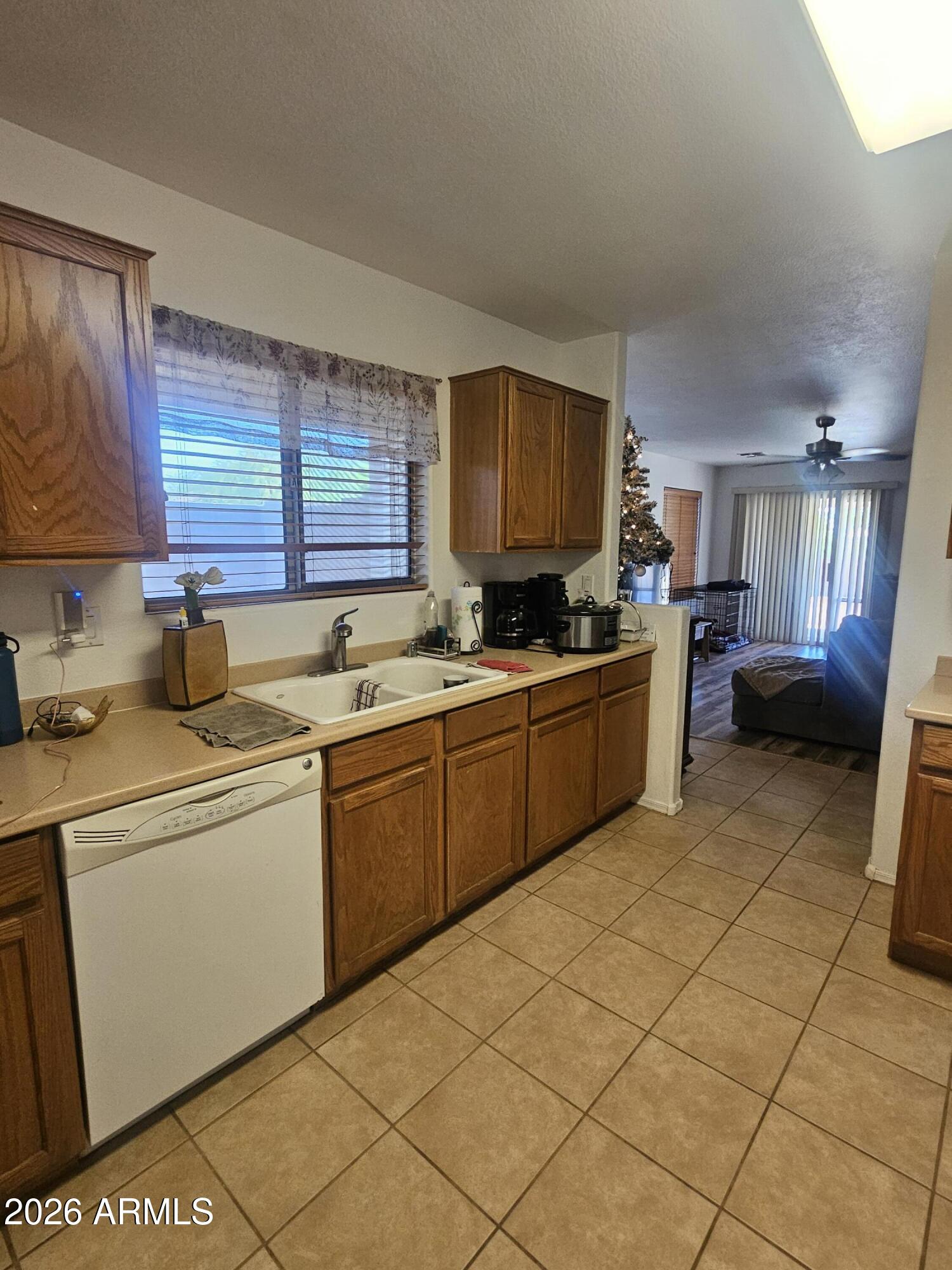 7331 West Raymond Street Phoenix, AZ 85043 - Photo 16 of 31 20260407_115039