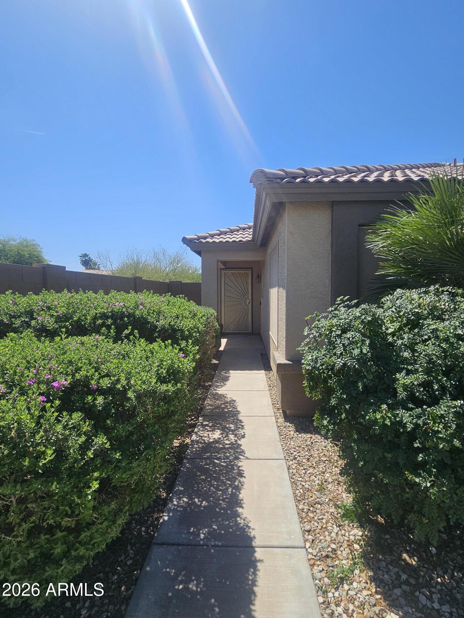 7331 West Raymond Street Phoenix, AZ 85043 - Photo 2 of 31 20260407_113420