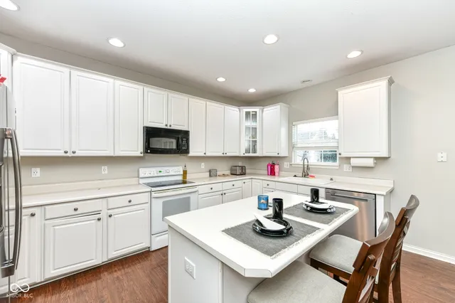 $629,000 | 11482 Burkwood Drive, Carmel, IN 46033