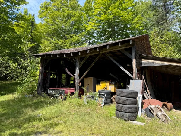 $375,000 | 267 Guilford Road, Cambridge, ME 04923