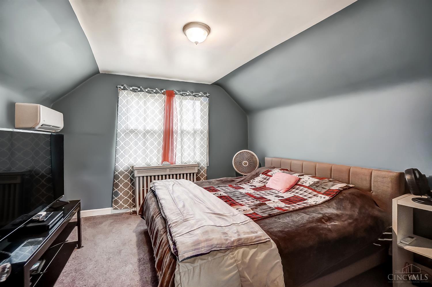 5592 Leumas Road Cincinnati, OH 45239 - Photo 17 of 29 Gallery Image 17