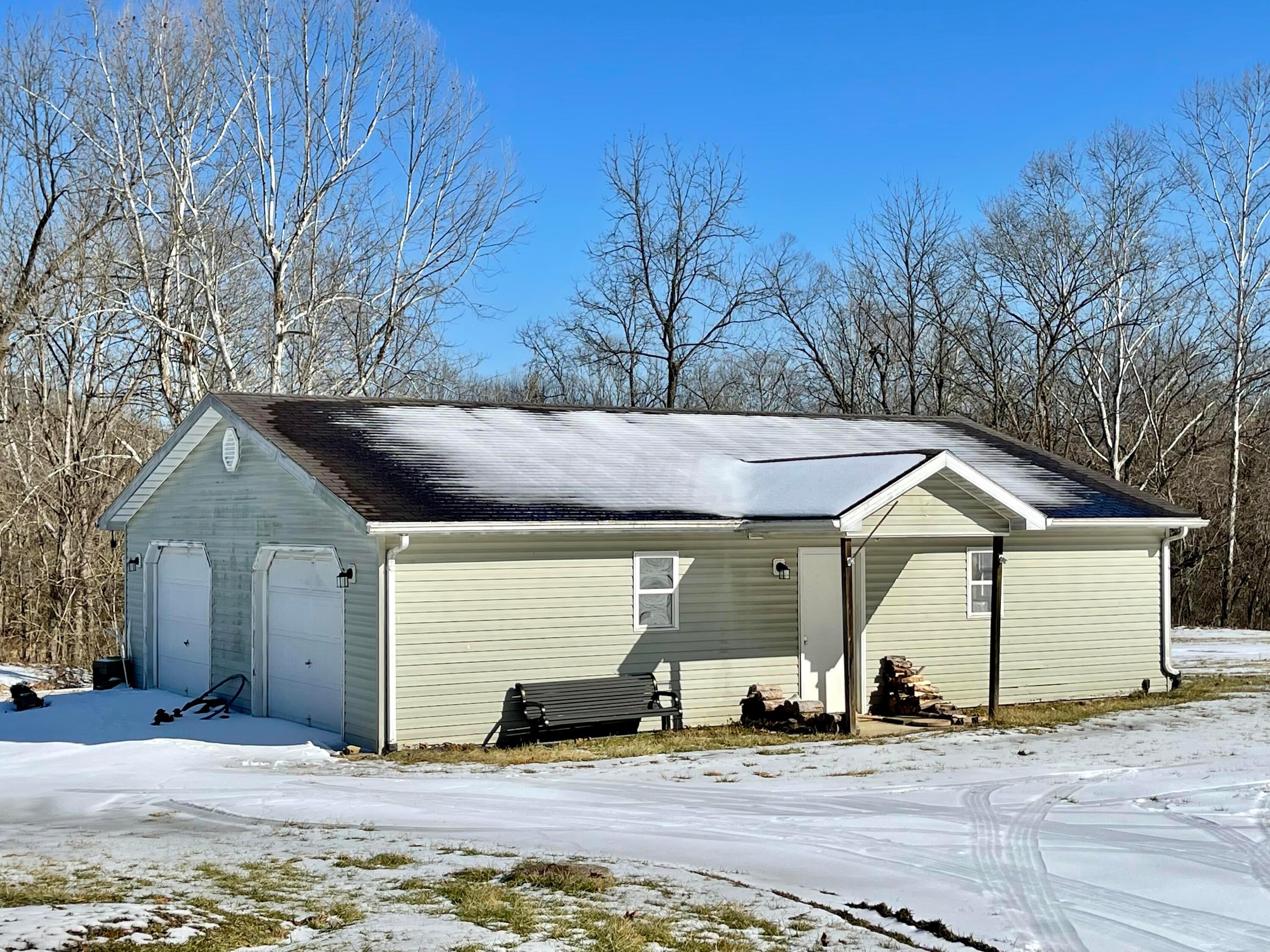 9742 Limerick Road Chillicothe, OH 45601 - Photo 4 of 53 39DE1050-91AA-4C7C-95A4-AE0CE00BD0F5