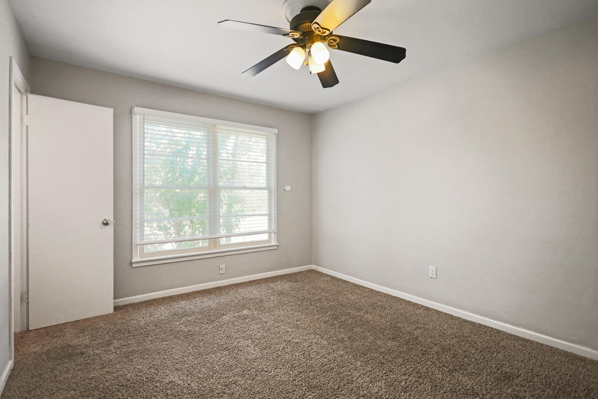 2826 58th Street Lubbock, TX 79413 - Photo 45 of 57 IMG_9022