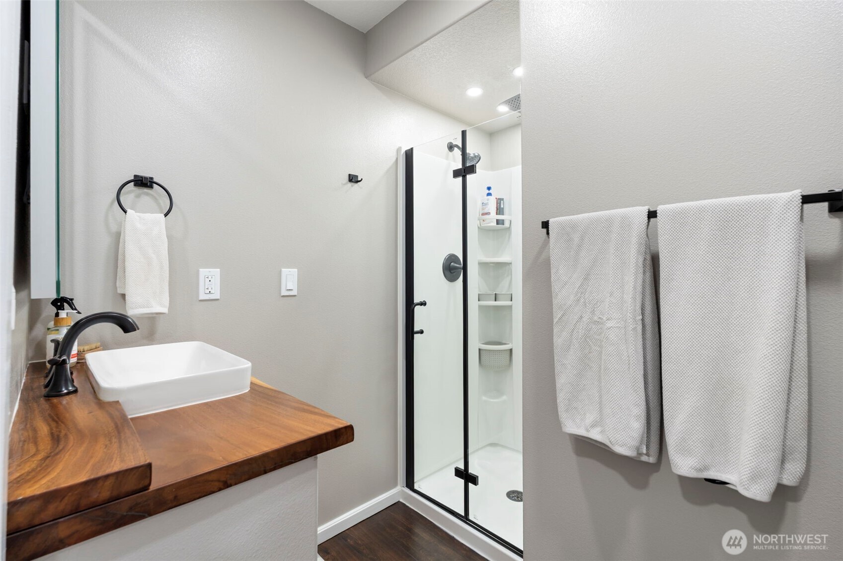 819 Middle Fork Road Onalaska, WA 98570 - Photo 24 of 40 Gallery Image 24
