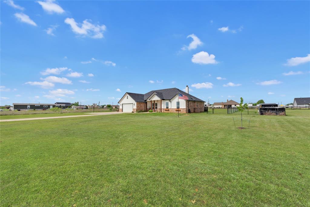 6017 Raspberry Lane Joshua, TX 76058 - Photo 3 of 35