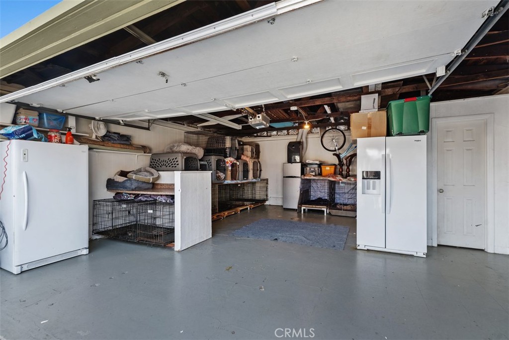 20292 Riverside Drive Newport Beach, CA 92660 - Photo 36 of 38 Garage interior