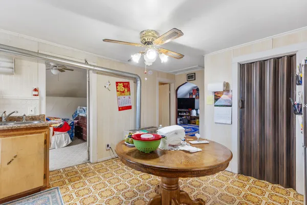 $179,900 | 1314 South 10th Street, Manitowoc, WI 54220