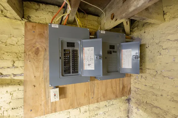 $179,900 | 1314 South 10th Street, Manitowoc, WI 54220