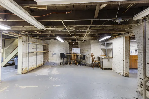 $179,900 | 1314 South 10th Street, Manitowoc, WI 54220