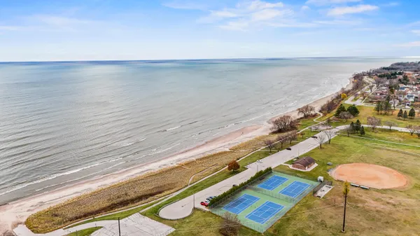 $179,900 | 1314 South 10th Street, Manitowoc, WI 54220