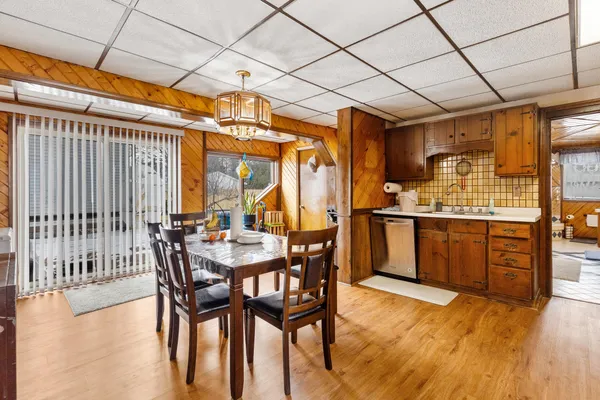 $179,900 | 1314 South 10th Street, Manitowoc, WI 54220