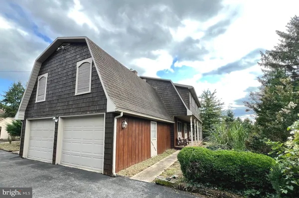 $394,900 | 516 North Earl Street, Shippensburg, PA 17257