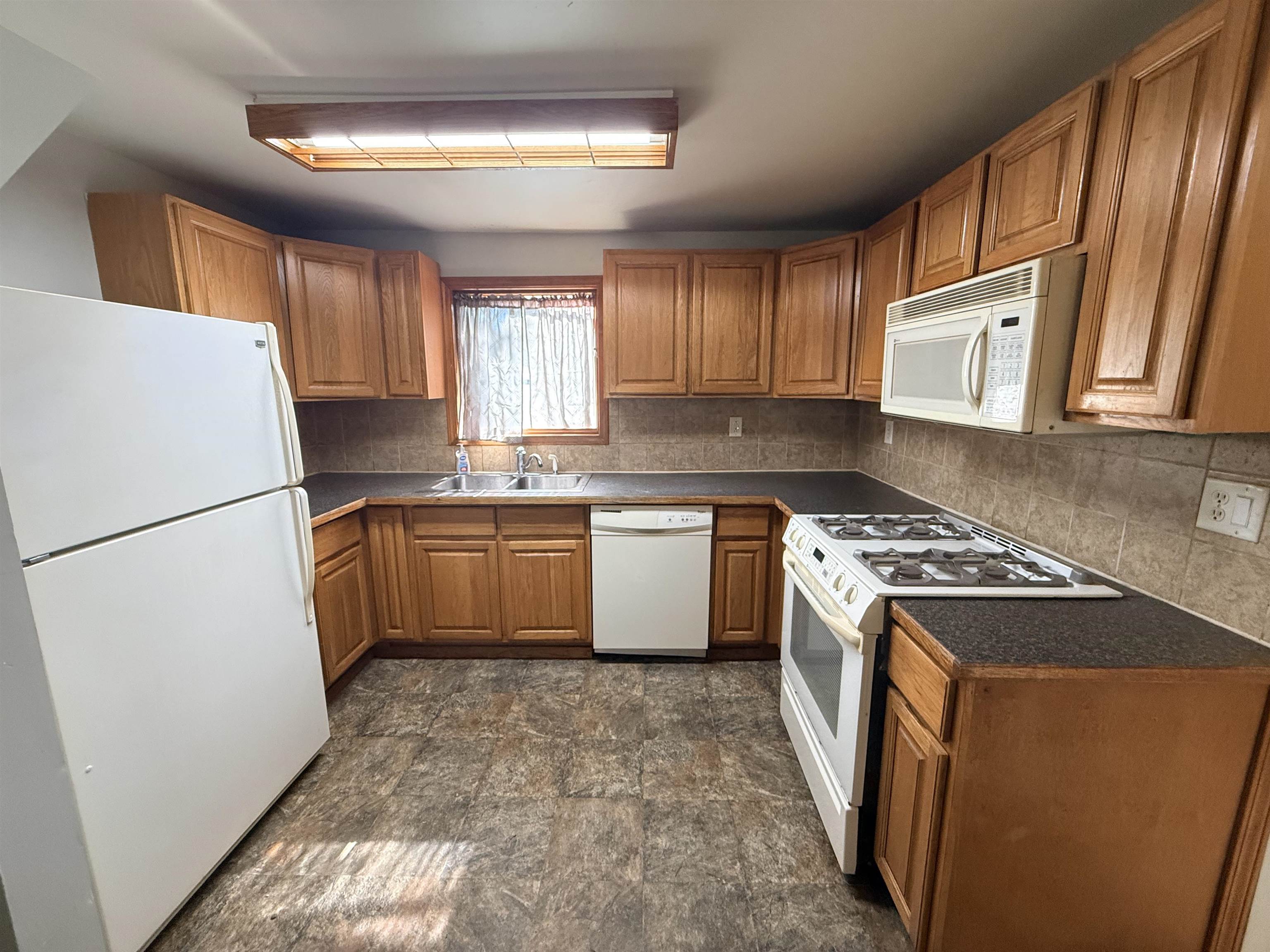 708 Woodside Lane Bay City, MI 48708 - Photo 5 of 22