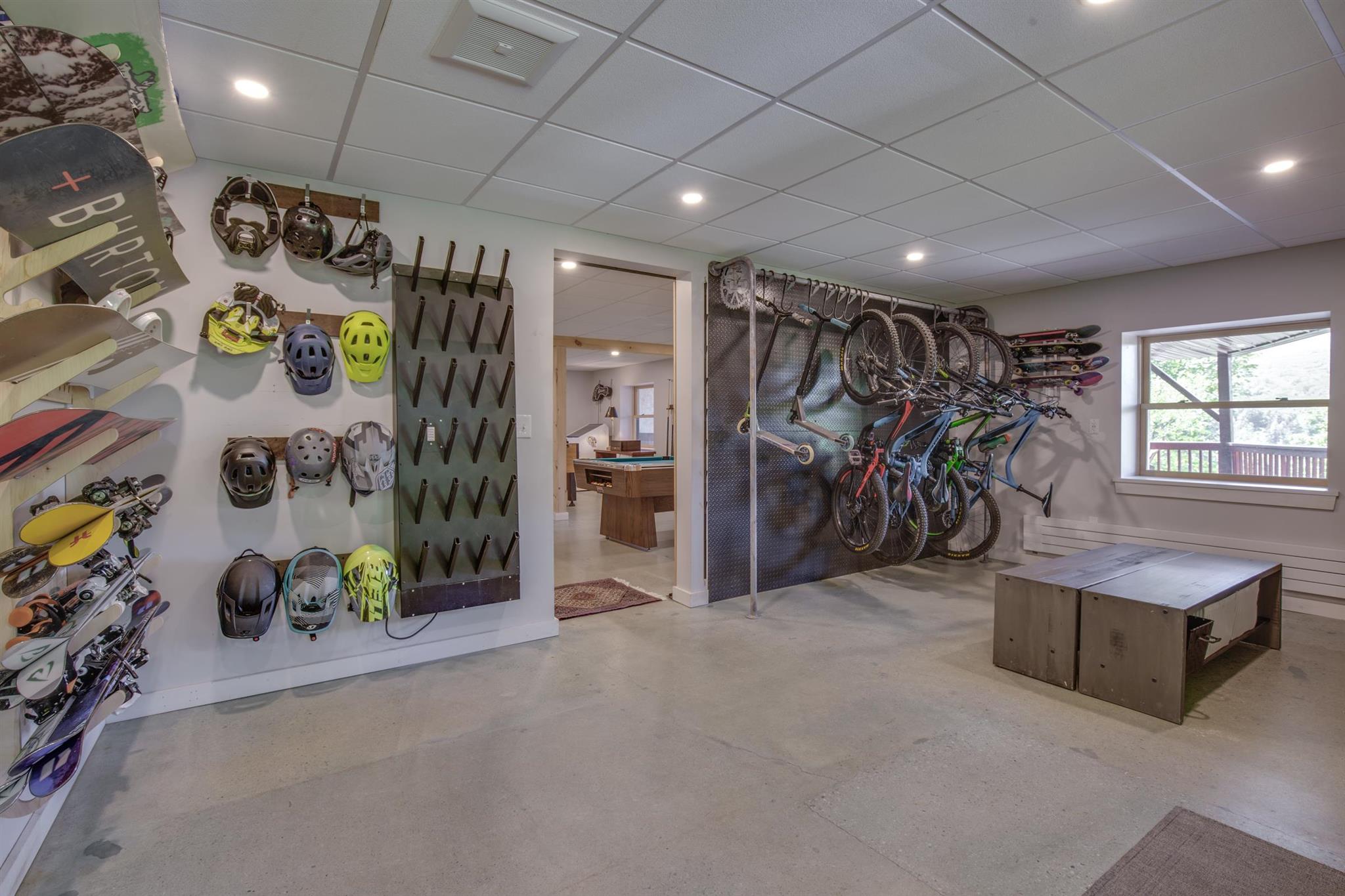543 Roaring Brook Road Killington, VT 05751 - Photo 4 of 36 Gallery Image 4