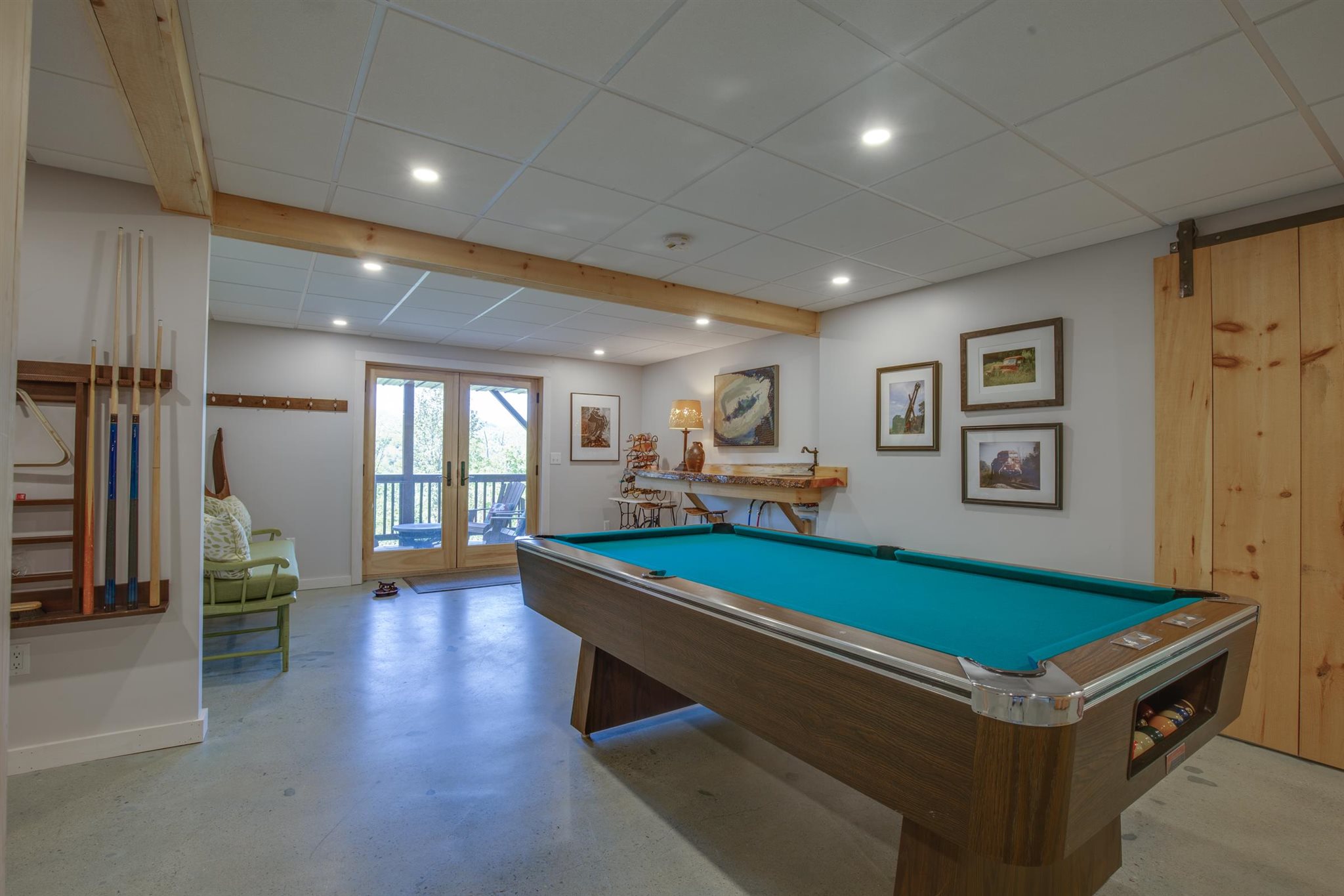 543 Roaring Brook Road Killington, VT 05751 - Photo 5 of 36 Gallery Image 5