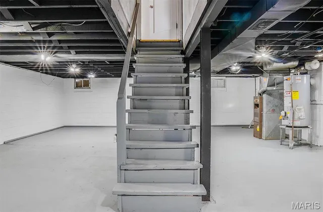 $125,000 | 3304 South Gordon Court, Breckenridge Hills, MO 63114