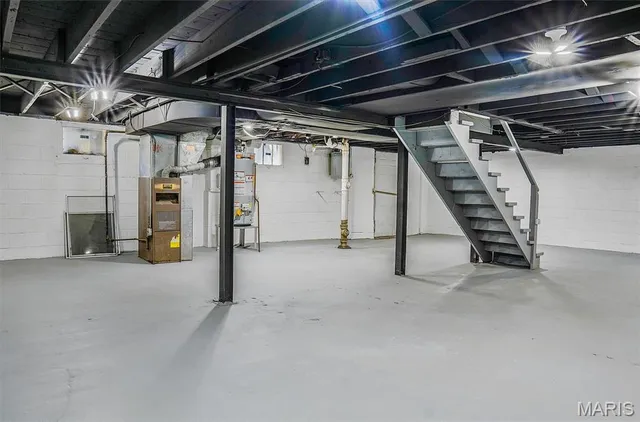 $125,000 | 3304 South Gordon Court, Breckenridge Hills, MO 63114