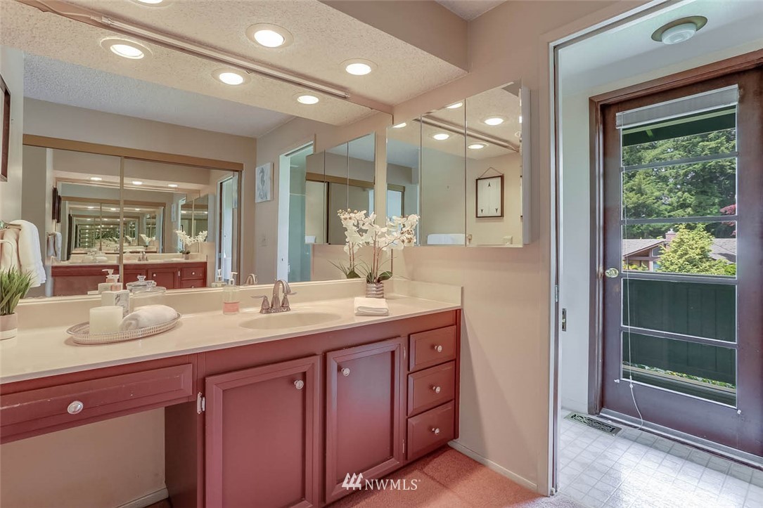 14519 Southeast 167th Street Renton, WA 98058 - Photo 18 of 28 Gallery Image 18