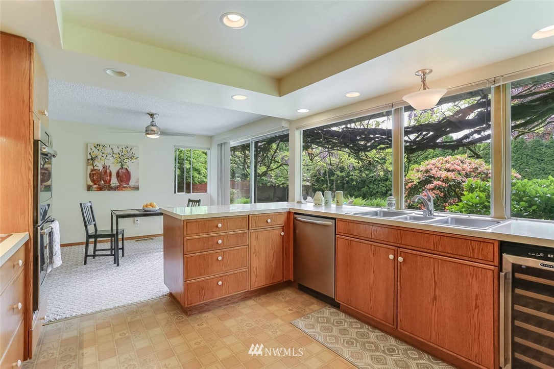 14519 Southeast 167th Street Renton, WA 98058 - Photo 8 of 28 Gallery Image 8