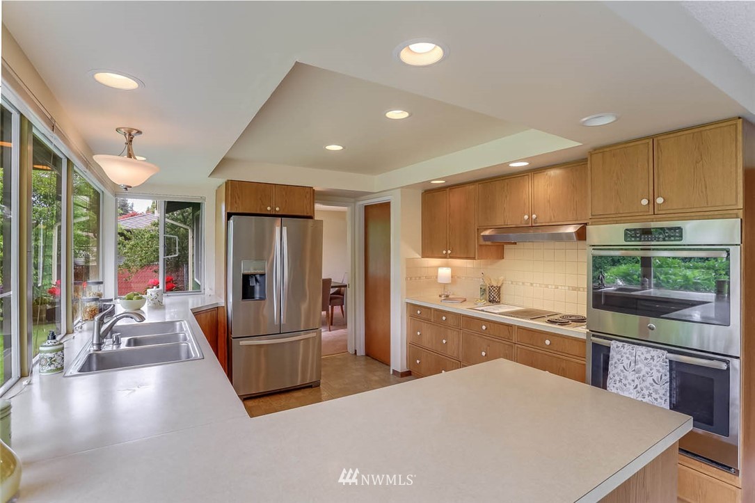 14519 Southeast 167th Street Renton, WA 98058 - Photo 10 of 28 Gallery Image 10