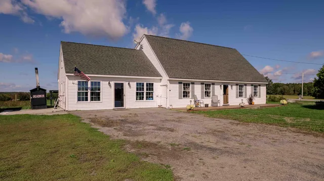$1,200,000 | 257 Pleasant View Ridge Road, China, ME 04358