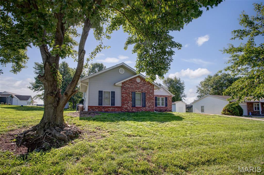 297 Maple Summit Road Jerseyville, IL 62052 - Photo 19 of 79