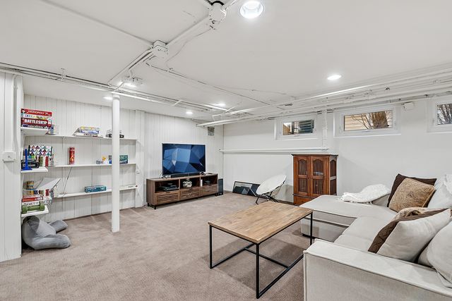 $790,000 | 241 Woodland Road, Highland Park, IL 60035