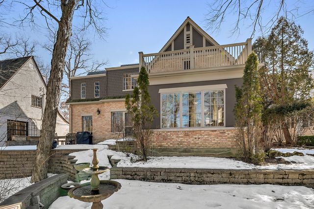 $790,000 | 241 Woodland Road, Highland Park, IL 60035