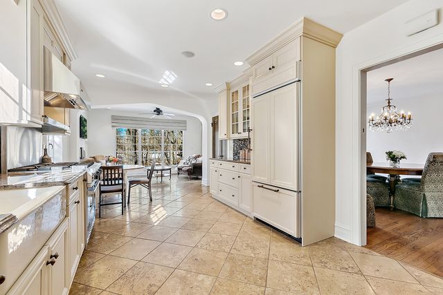 $790,000 | 241 Woodland Road, Highland Park, IL 60035