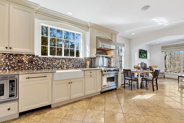 $790,000 | 241 Woodland Road, Highland Park, IL 60035