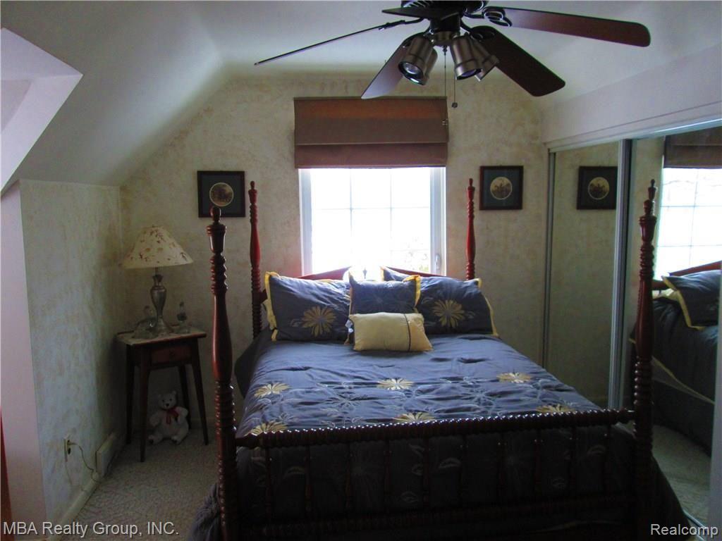 21169 Thorofare Road Grosse Ile, MI 48138 - Photo 28 of 54 IMG_8749.JPG