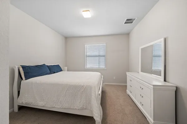 $634,900 | 225 Peninsula Point Drive, Montgomery, TX 77356