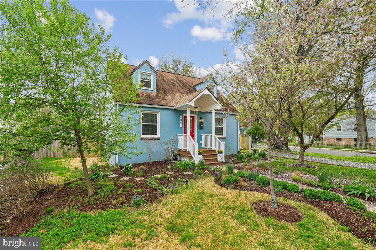 4801 Nicholson Street Riverdale, MD 20737 - Photo 1 of 39 a view of a yard in front of house