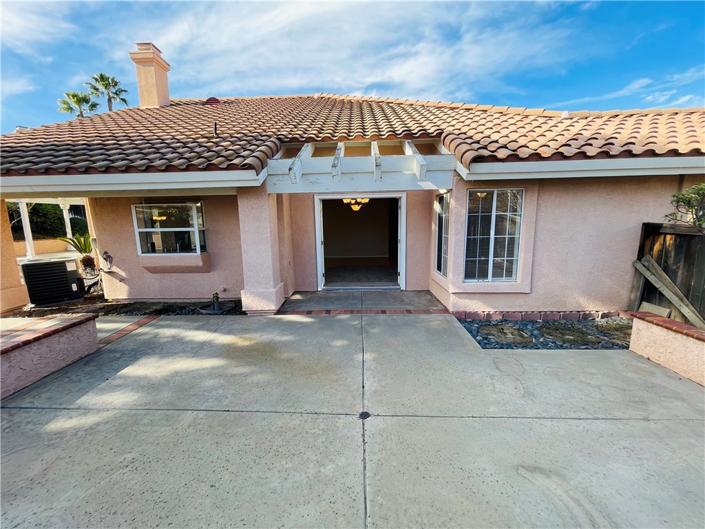 41915 Avenida Sonoma Temecula, CA 92591 - Photo 15 of 60 a front view of a house with a garage