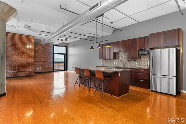 $199,900 | 1619 Washington Avenue, Unit 302, St. Louis, MO 63103