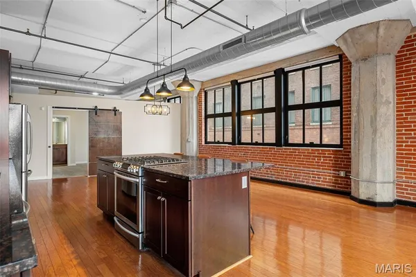 $199,900 | 1619 Washington Avenue, Unit 302, St. Louis, MO 63103