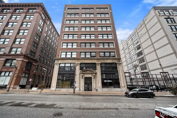 $199,900 | 1619 Washington Avenue, Unit 302, St. Louis, MO 63103