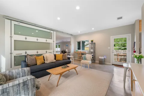 $1,605,000 | 1404 Justin Lane, Austin, TX 78757
