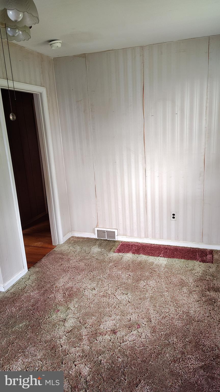 605 Raws Avenue Somerdale, NJ 08083 - Photo 10 of 27 Gallery Image 10