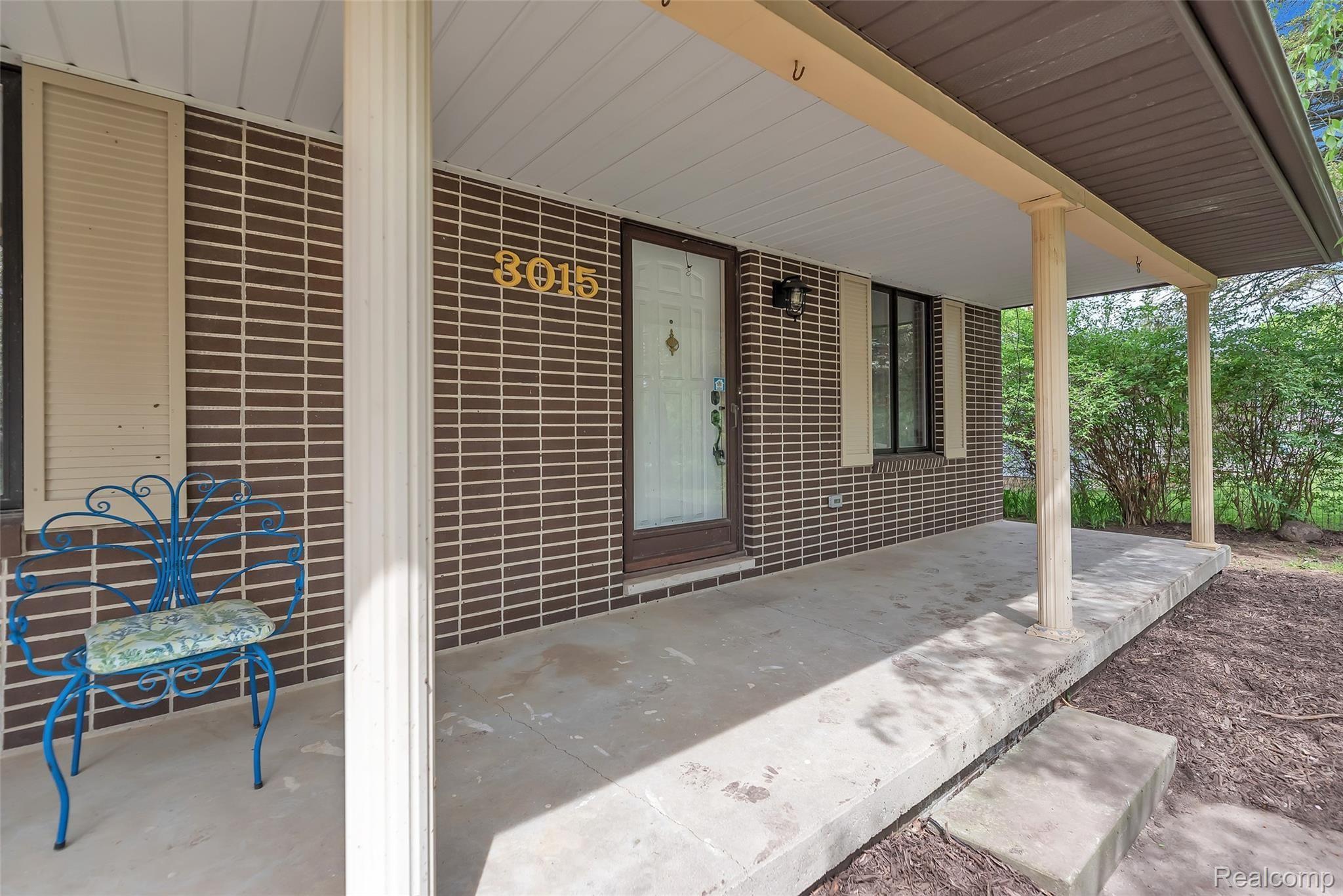 3015 North McKinley Road Flushing, MI 48433 - Photo 2 of 47 250981D5-C632-48FD-B547-71E3819DCD34.jpeg