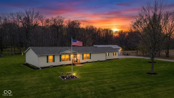 $349,900 | 745 South County Road 400 West, New Castle, IN 47362