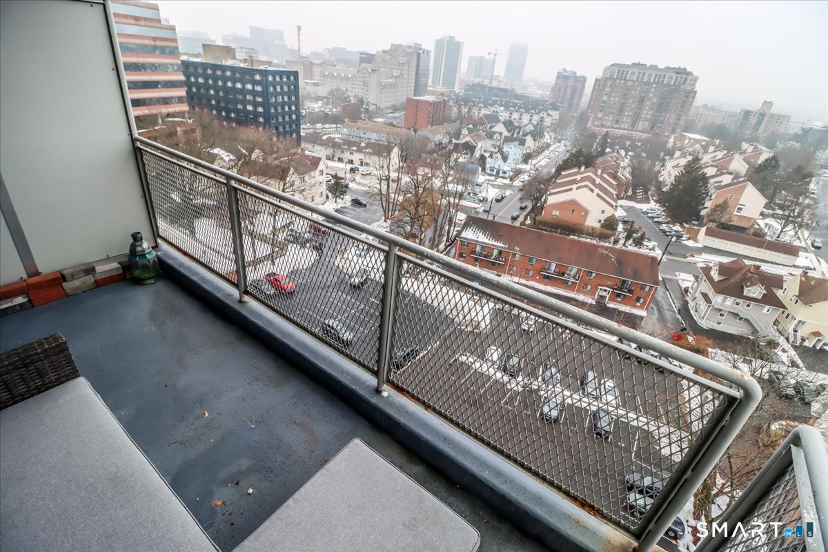 30 Glenbrook Road, Unit 10F Stamford, CT 06902 - Photo 19 of 30 a view of balcony with city view