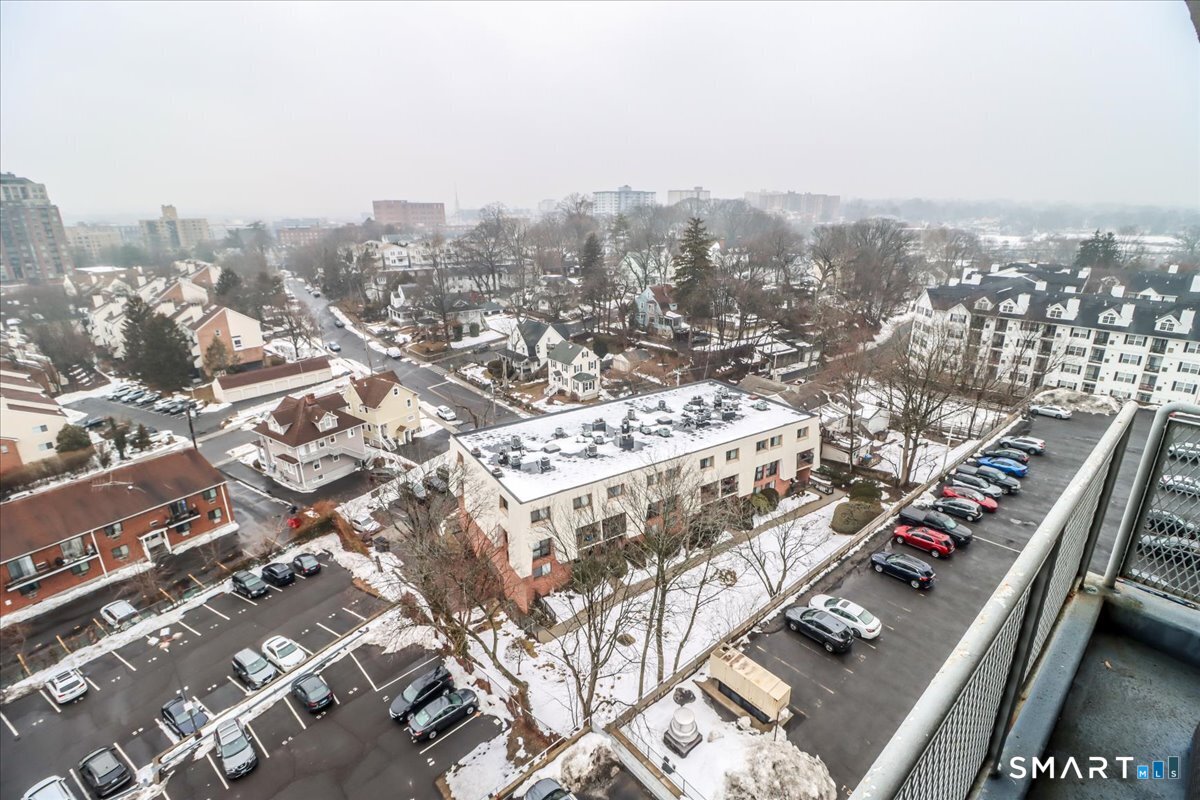 30 Glenbrook Road, Unit 10F Stamford, CT 06902 - Photo 21 of 30 an aerial view of city
