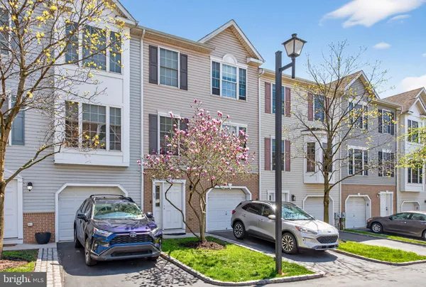 $3,000 | 100 Parker Avenue, Unit 39, Philadelphia, PA 19128