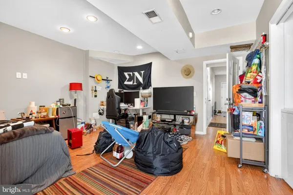 $3,000 | 100 Parker Avenue, Unit 39, Philadelphia, PA 19128