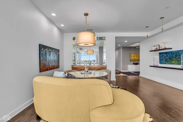 $1,495,000 | 429 North Pennsylvania Street, Unit 801, Indianapolis, IN 46204